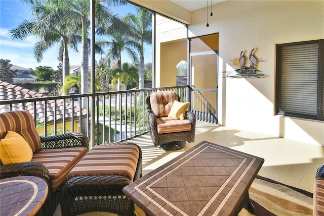 view of sunroom / solarium