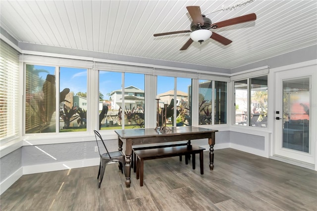 view of sunroom / solarium