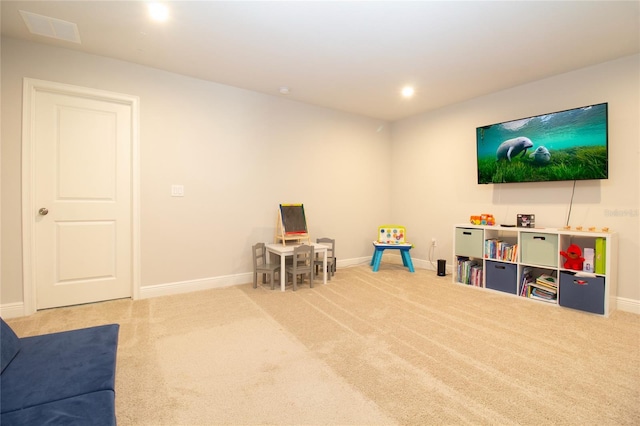 rec room with recessed lighting, carpet flooring, and baseboards