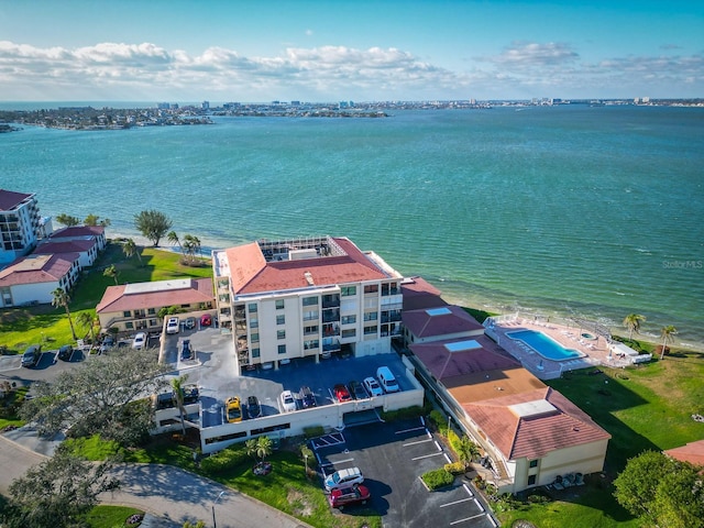 bird's eye view with a water view