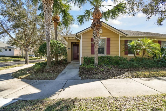 view of front of property