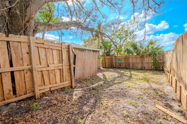 1800 27th Ave N, Saint Petersburg, FL 33713 - view of yard featuring a fenced backyard