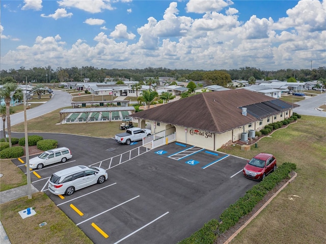 bird's eye view with a residential view