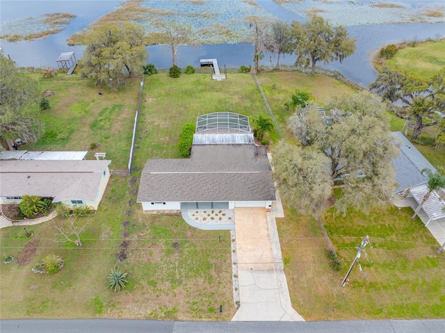 bird's eye view featuring a water view