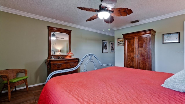 1320 Bottlebrush Dr, Bradenton, FL 34208 - bedroom with dark wood-style flooring, crown molding, baseboards, a textured ceiling, and a ceiling fan