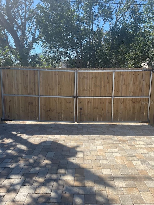 2235 20th St S, Saint Petersburg, FL 33712 - photo 25