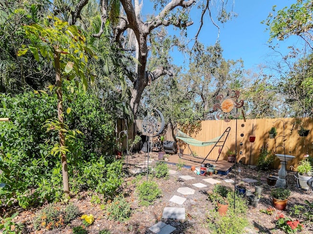 view of yard featuring fence