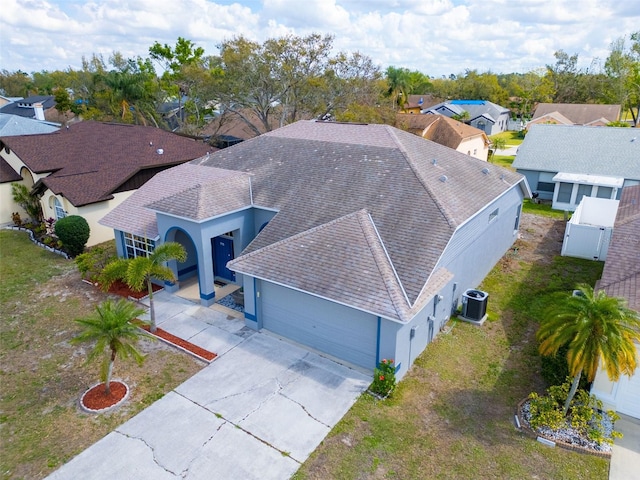 bird's eye view with a residential view