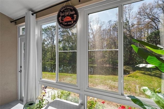 sunroom with a healthy amount of sunlight