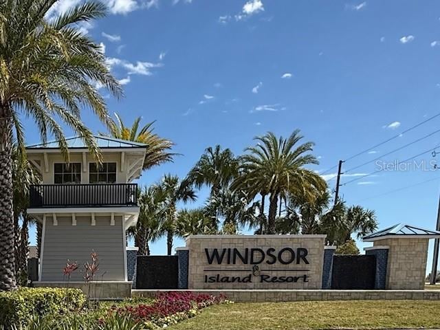 view of community / neighborhood sign