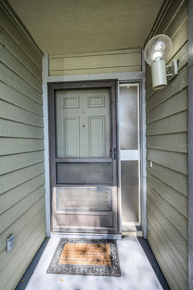 2446 Bentley Dr, Palm Harbor, FL 34684 - view of entrance to property