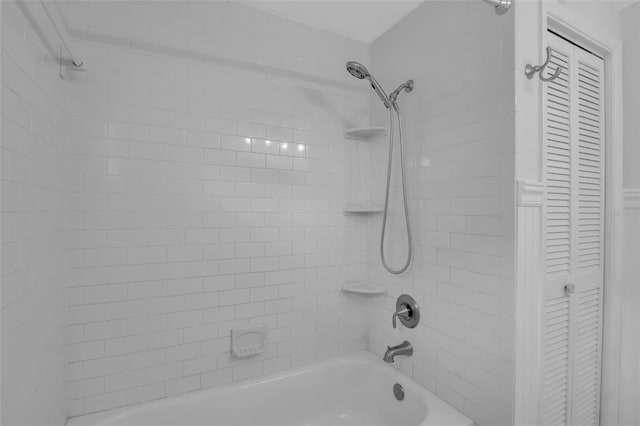 7 Georgia Ave, Crystal Beach, FL 34681 - bathroom with a closet and shower / tub combination