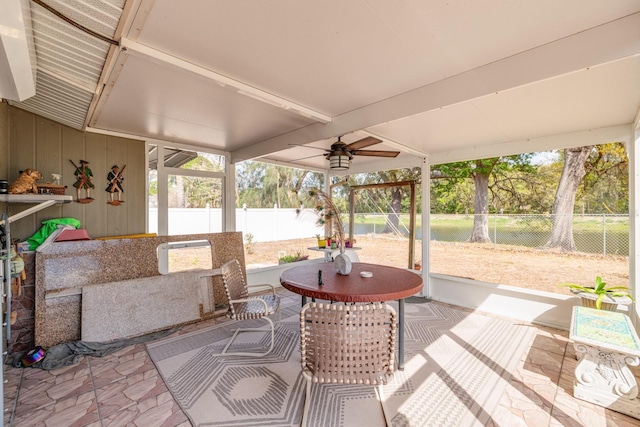 view of patio featuring outdoor lounge area, a fenced backyard, and a ceiling fan