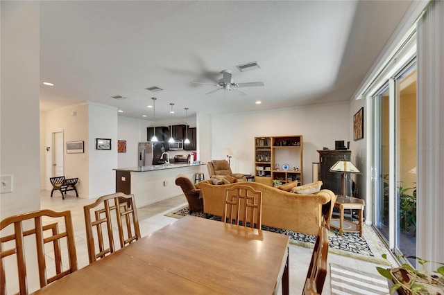 dining room with visible vents, recessed lighting, and ceiling fan