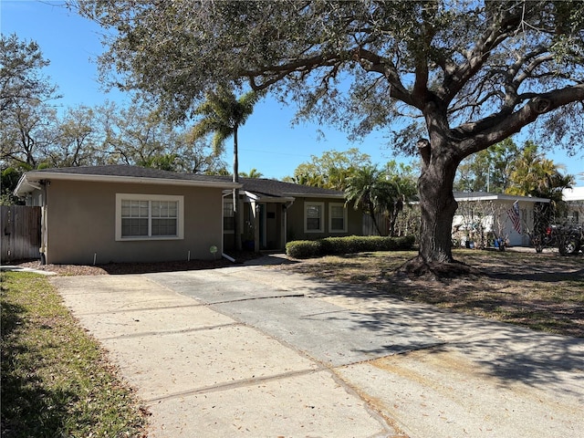 Listing photo 3 for 3609 S Gardenia Ave, Tampa FL 33629