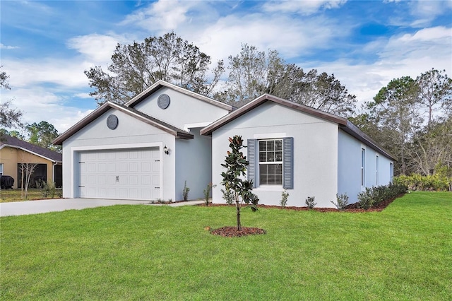 ranch-style house featuring driveway, an attached garage, a front lawn, and stucco siding