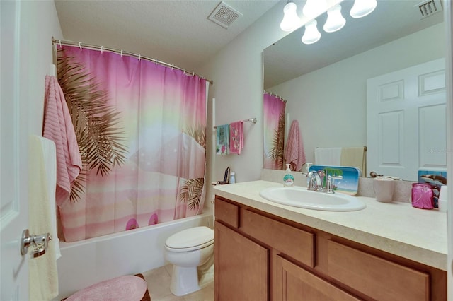 full bathroom with shower / bath combination with curtain, visible vents, vanity, and toilet