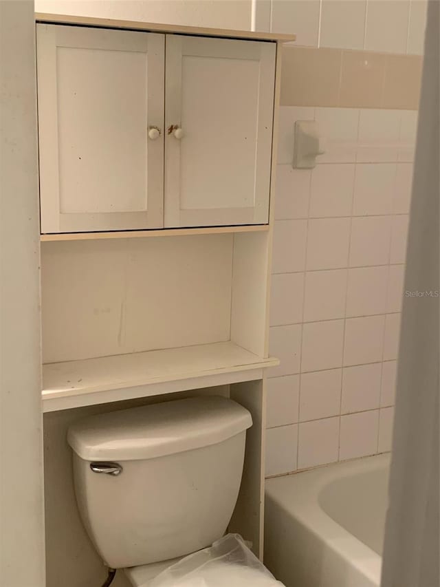 view of full bathroom