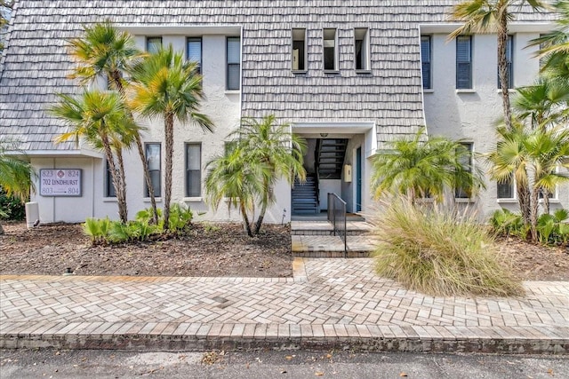 view of front of property featuring stucco siding