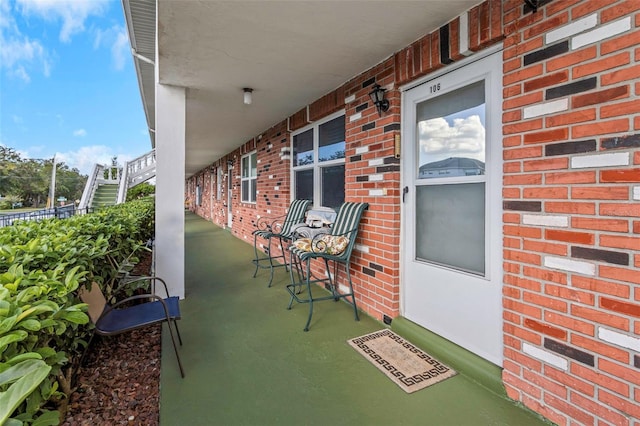 view of patio / terrace with covered porch