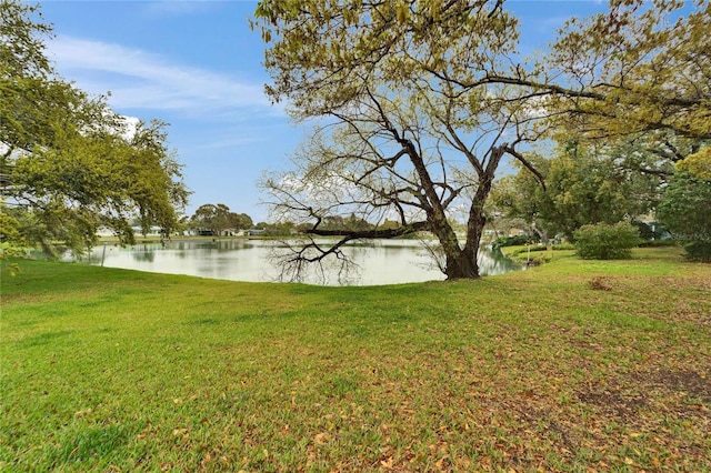 view of yard with a water view