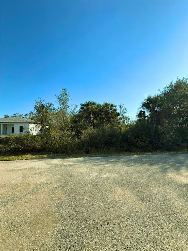 Listing photo 3 for 17315 Elmwood Ave, Port Charlotte FL 33948