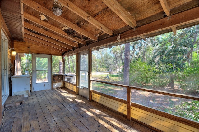 view of unfurnished sunroom