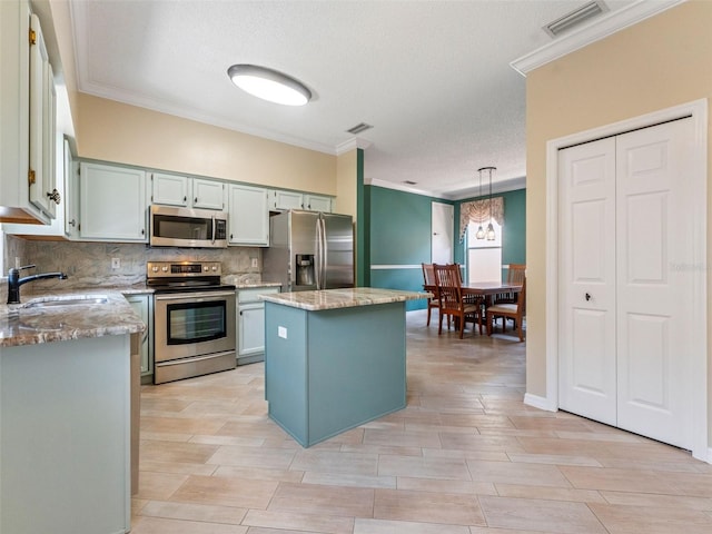 3876 Timber Ridge Ct, Palm Harbor, FL 34685 - photo 16