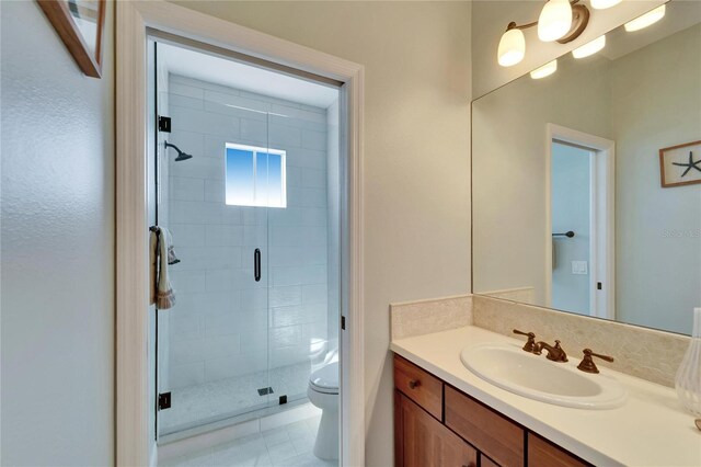 5616 Seagrass Pl, Apollo Beach, FL 33572 - full bath with a shower stall, toilet, and vanity