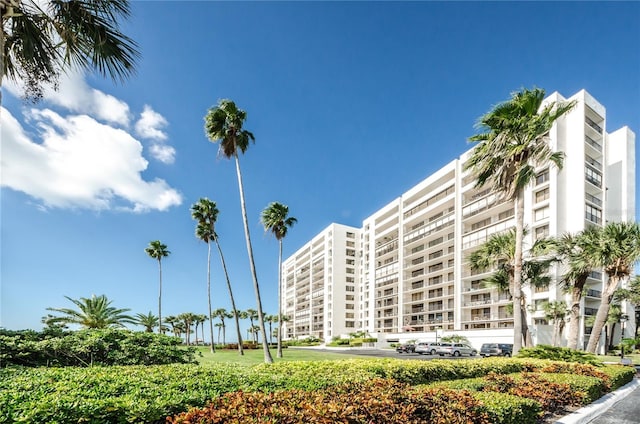 1460 Gulf Blvd Unit 506, Clearwater Beach, FL 33767 - view of apartment building / complex