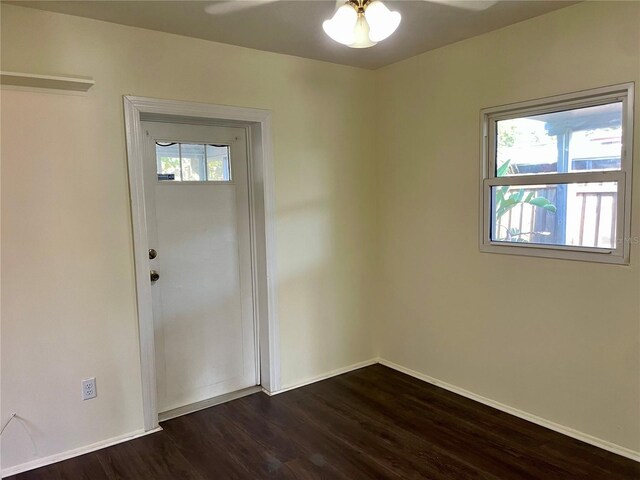 624 Folsom St S, Saint Petersburg, FL 33707 - photo 7