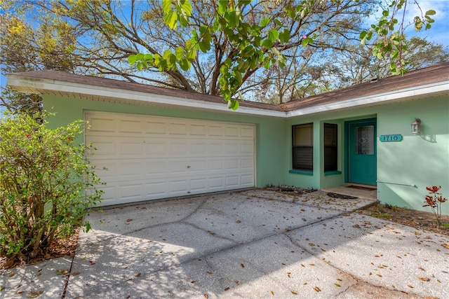 exterior space featuring driveway