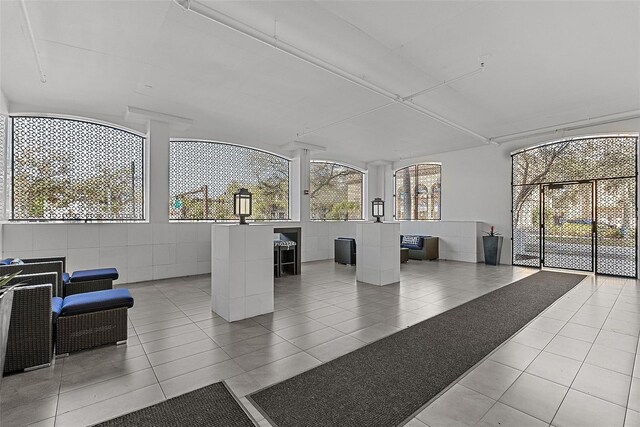 226 5th Ave N Unit 901, Saint Petersburg, FL 33701 - view of lobby