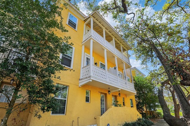 view of building exterior