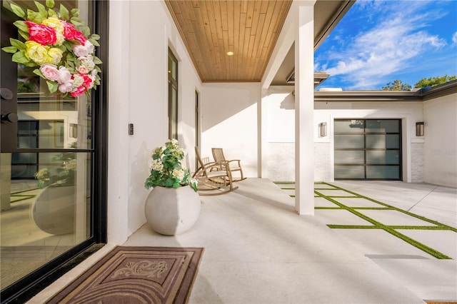 view of patio / terrace with covered porch