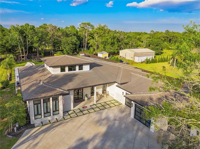 view of front of house with concrete driveway