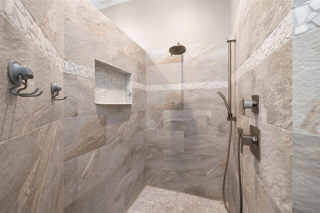 15904 Redington Dr, Redington Beach, FL 33708 - full bathroom featuring tiled shower