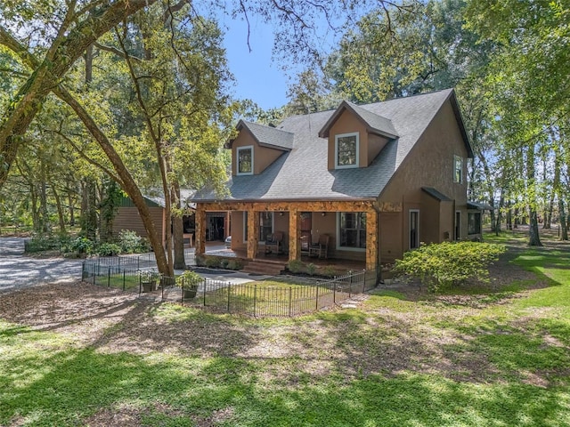 4845 SW 78th Ave, Bushnell, FL 33513 - back of property with fence and a shingled roof