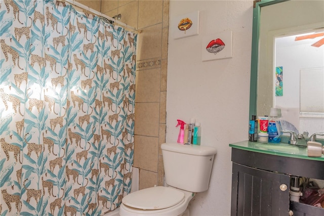 313 Jefferson Ave S, Oldsmar, FL 34677 - full bath with curtained shower, toilet, and vanity