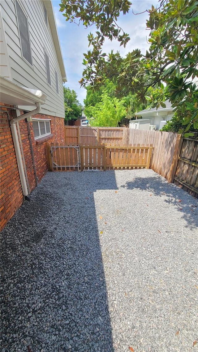 531 Luzon Ave, Tampa, FL 33606 - photo 2