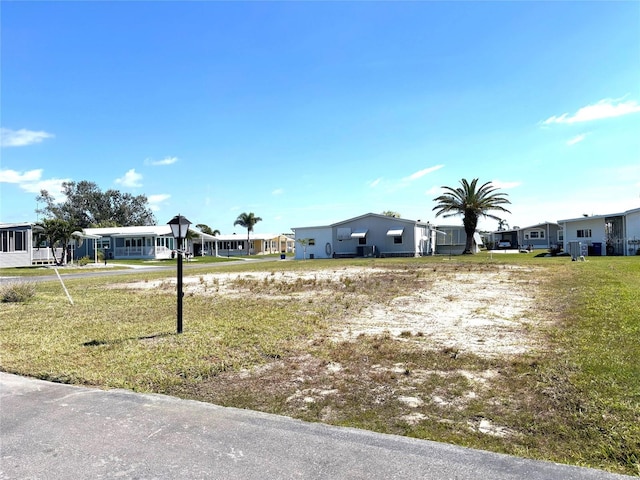 Listing photo 2 for 502 San Clemente Cir, North Port FL 34287