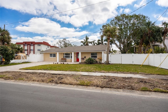 Listing photo 2 for 1820 Massachusetts Ave NE, Saint Petersburg FL 33703