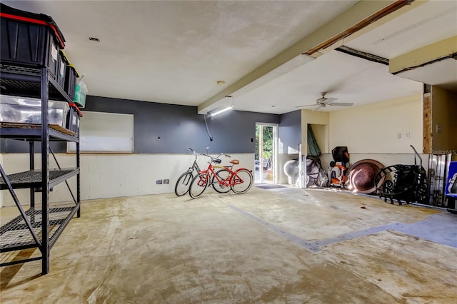 garage featuring ceiling fan