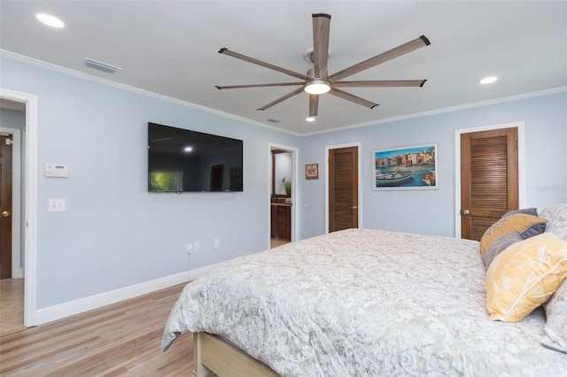 2709 Fairway View Dr, Valrico, FL 33596 - bedroom featuring light wood-style flooring, recessed lighting, visible vents, baseboards, and ornamental molding