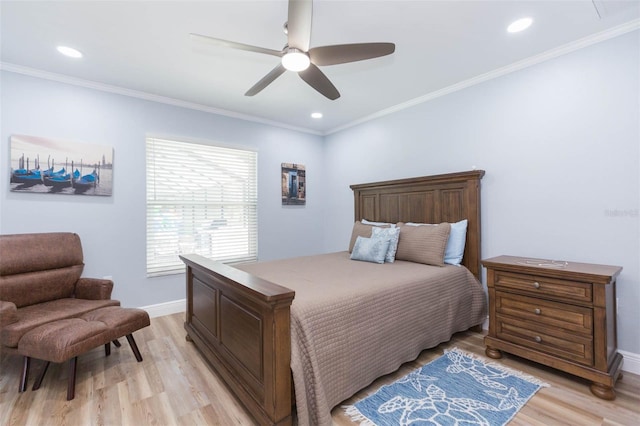 2709 Fairway View Dr, Valrico, FL 33596 - bedroom featuring light wood-type flooring, baseboards, and crown molding