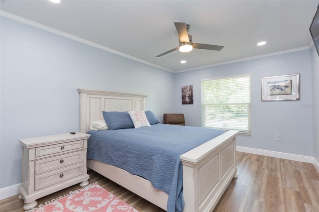 2709 Fairway View Dr, Valrico, FL 33596 - bedroom featuring recessed lighting, a ceiling fan, baseboards, light wood-type flooring, and crown molding