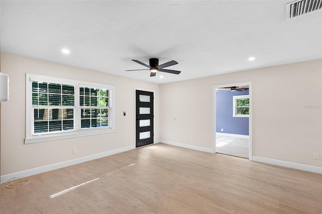 810 22nd St N, Saint Petersburg, FL 33713 - interior space with ceiling fan, recessed lighting, visible vents, baseboards, and light wood-type flooring