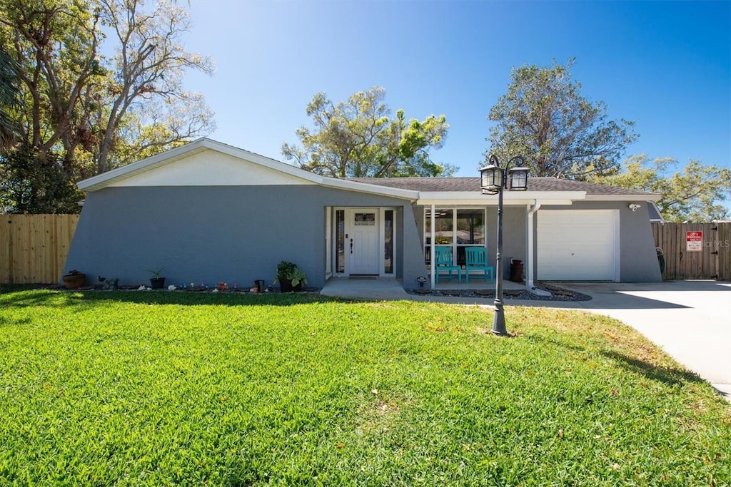 11980 Valencia Ct, Seminole, FL 33772 - photo 1
