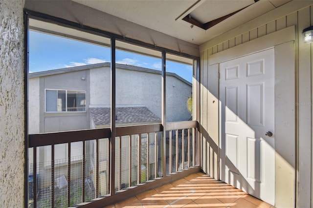 unfurnished sunroom with a healthy amount of sunlight