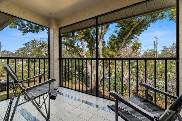 view of sunroom / solarium